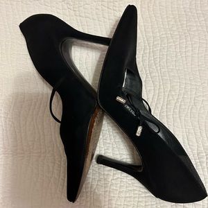 Stuart Weitzman sleek black heels